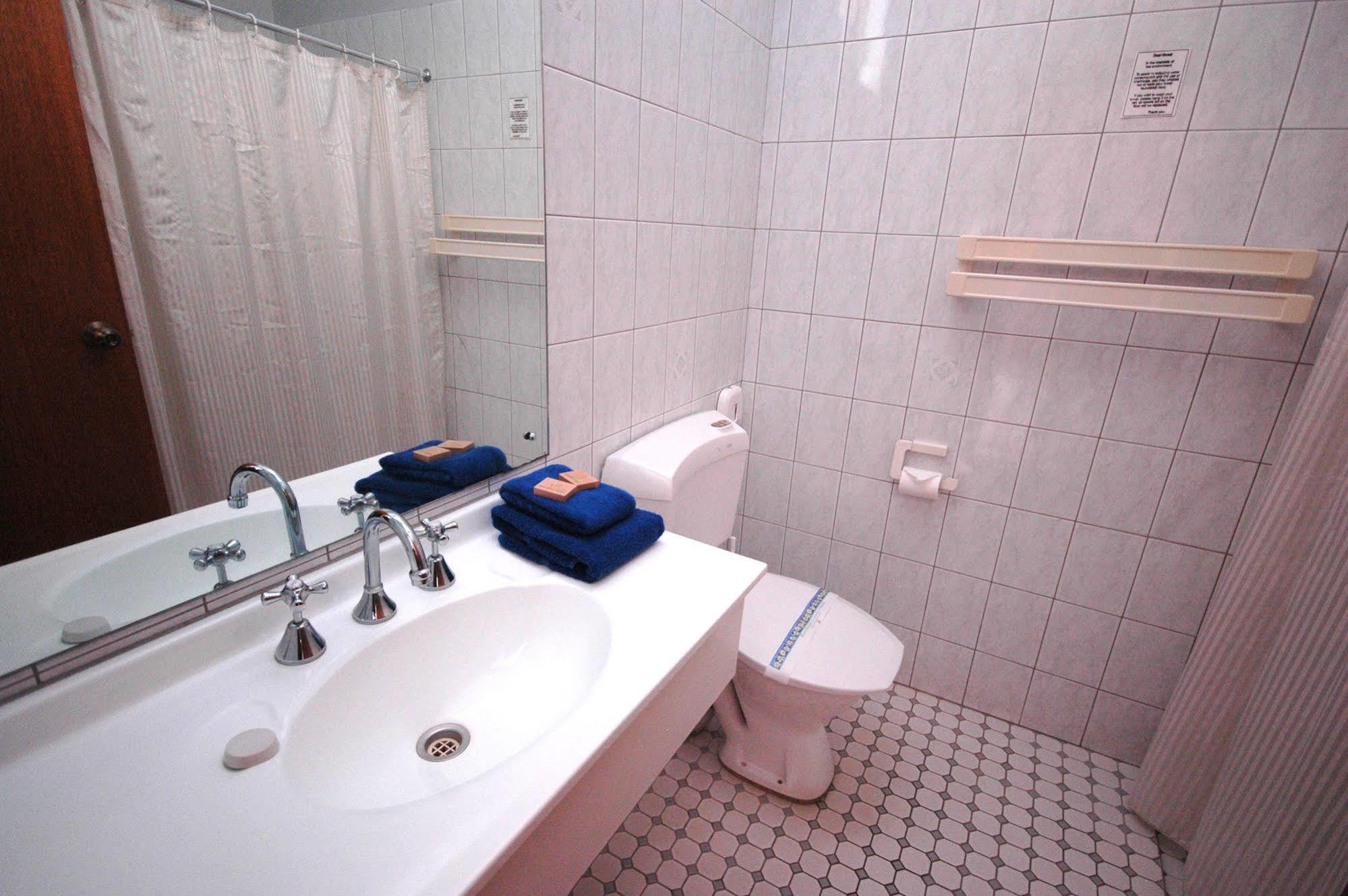 Burra Motor Inn Pokoj fotografie